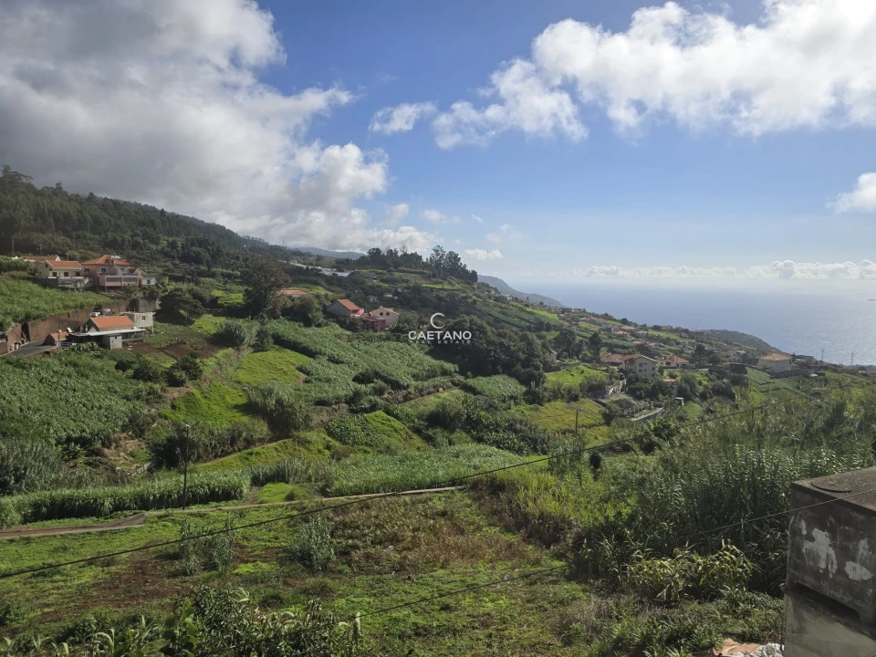 Terreno para Venda em Canhas Foto 7
