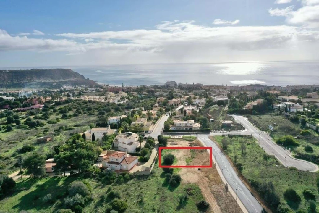 Terreno para Venda em Lagos (São Sebastião e Santa Maria) Foto 3