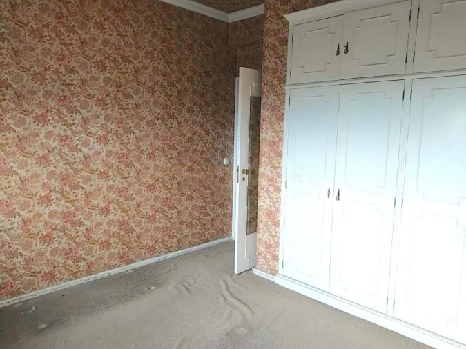 Apartamento T6 para Venda em Alvalade Foto 18