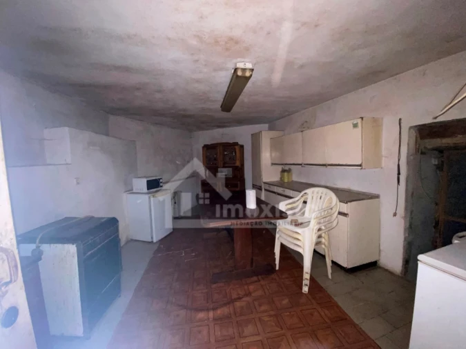 Moradia T3 para Venda em Aguda Foto 7