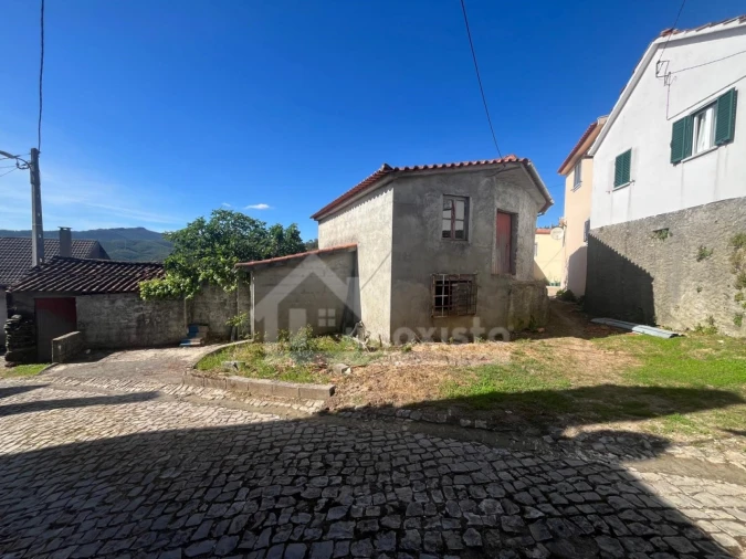 Moradia T3 para Venda em Aguda Foto 15