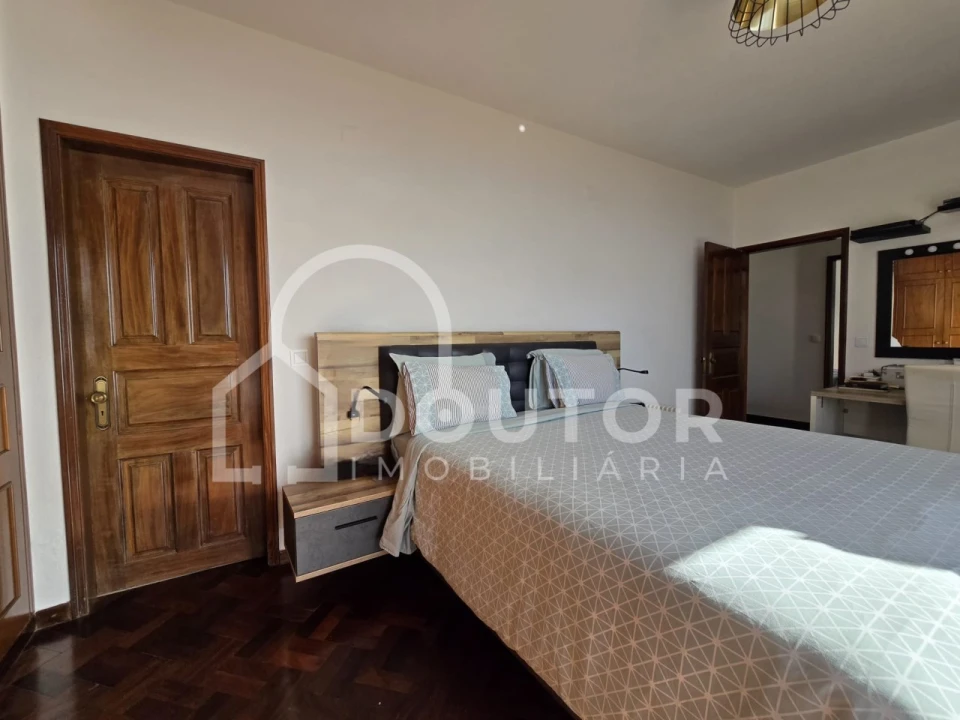 Moradia T9 para Venda em Monte Foto 13
