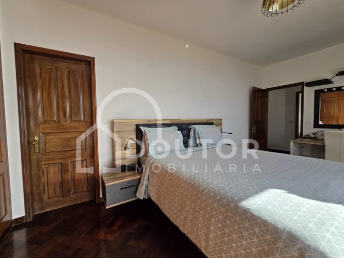 Moradia T9 para Venda em Monte Foto 13