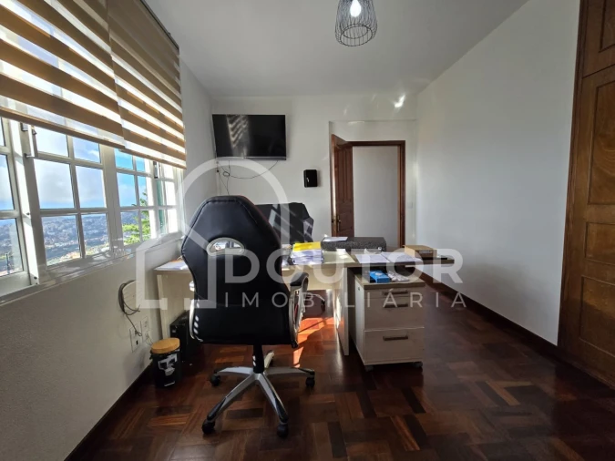 Moradia T9 para Venda em Monte Foto 16