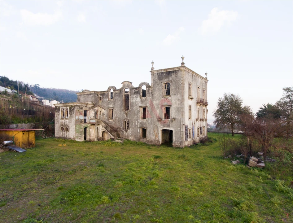 Moradia T0 para Venda em Louredo Foto 5