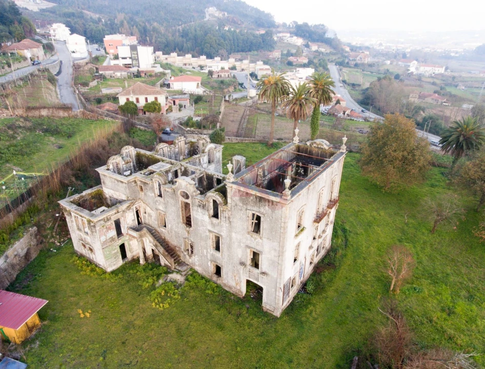 Moradia T0 para Venda em Louredo Foto 4