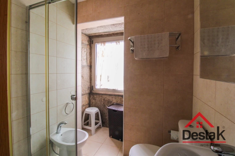 Moradia T2 para Venda em Carvalhais e Candal Foto 8