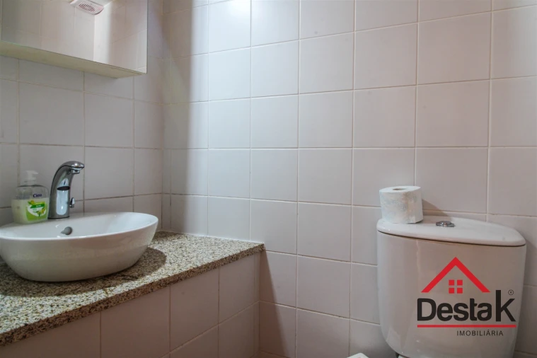 Moradia T2 para Venda em Carvalhais e Candal Foto 4