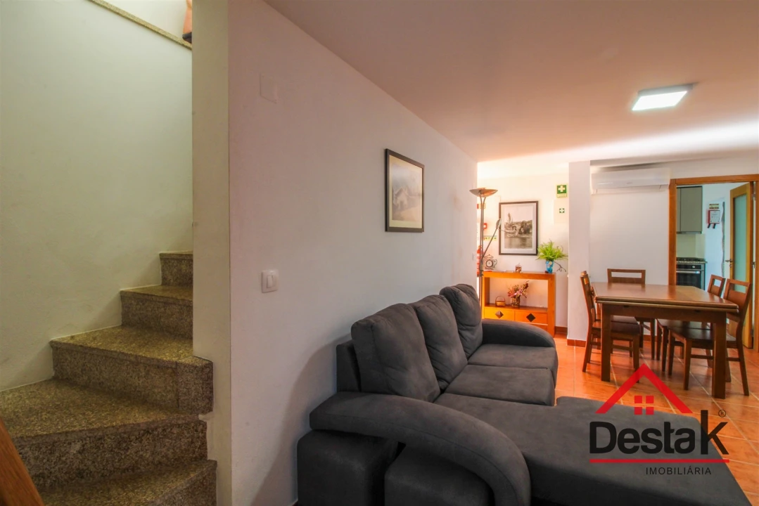 Moradia T2 para Venda em Carvalhais e Candal Foto 12