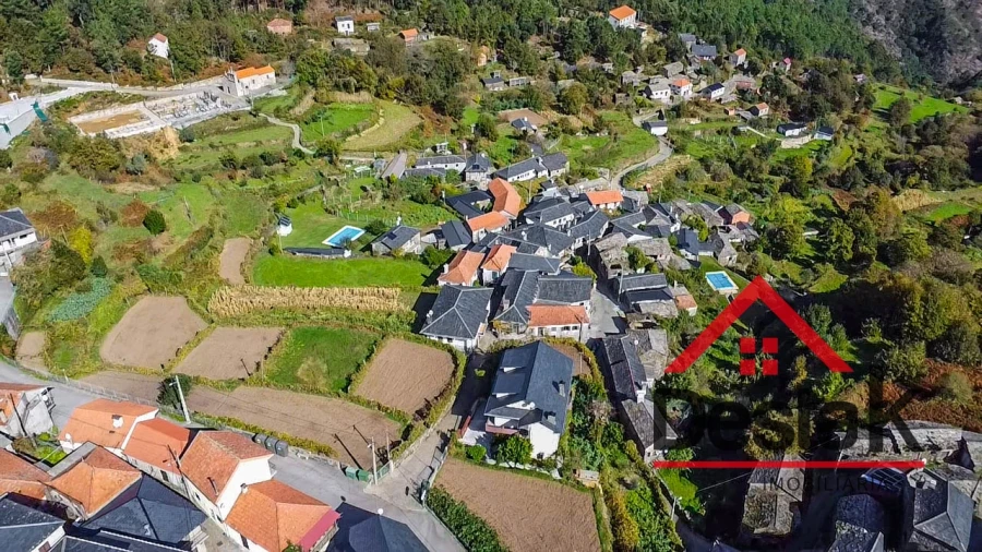 Moradia T2 para Venda em Carvalhais e Candal Foto 27