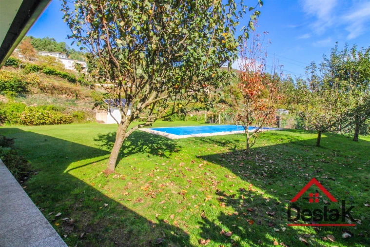 Moradia T2 para Venda em Carvalhais e Candal Foto 19