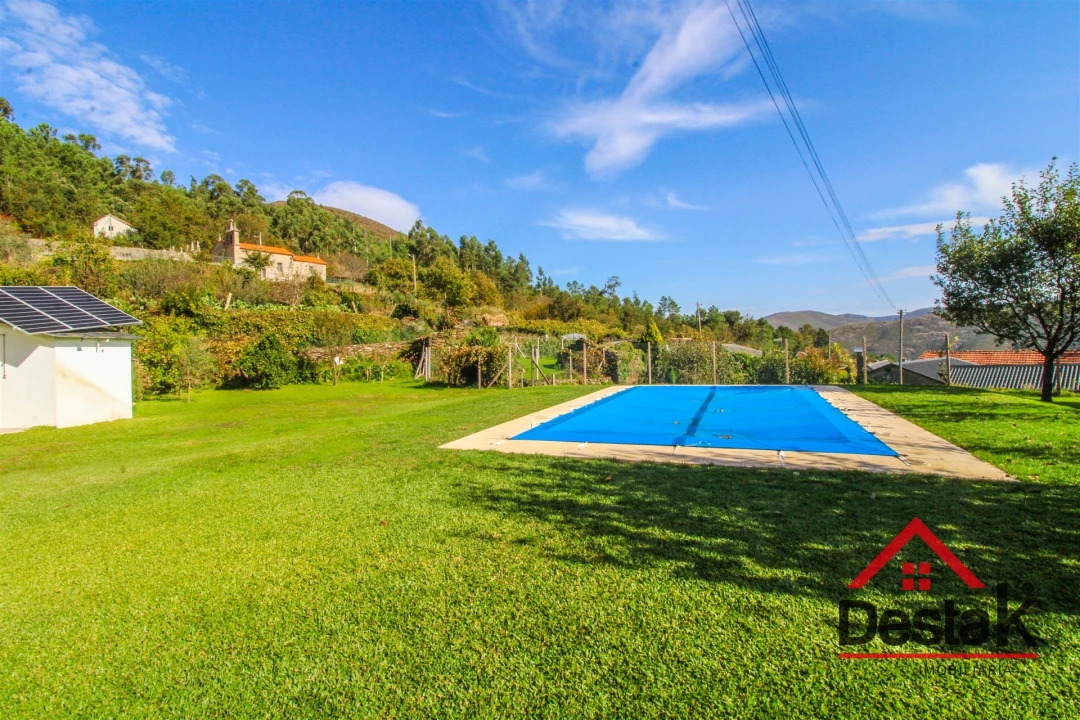 Moradia T2 para Venda em Carvalhais e Candal Foto 18