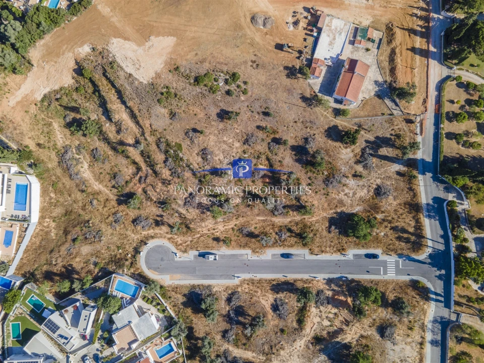 Terreno para Venda em Estômbar e Parchal Foto 9