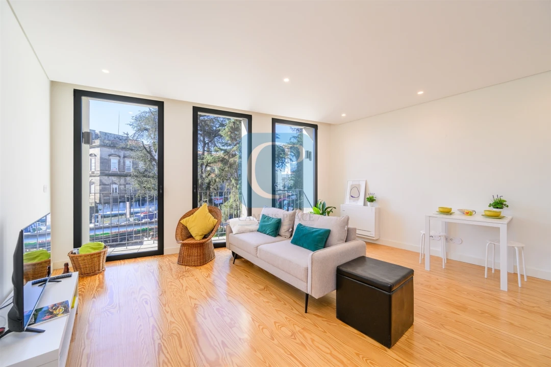 Apartamento T1 para Arrendamento em Cedofeita, Santo Ildefonso, Sé, Miragaia, São Nicolau e Vitória Foto 1