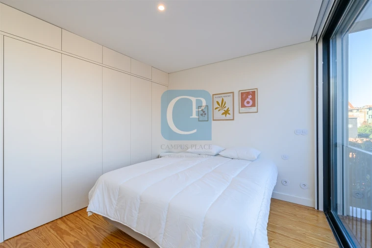 Apartamento T1 para Arrendamento em Cedofeita, Santo Ildefonso, Sé, Miragaia, São Nicolau e Vitória Foto 12