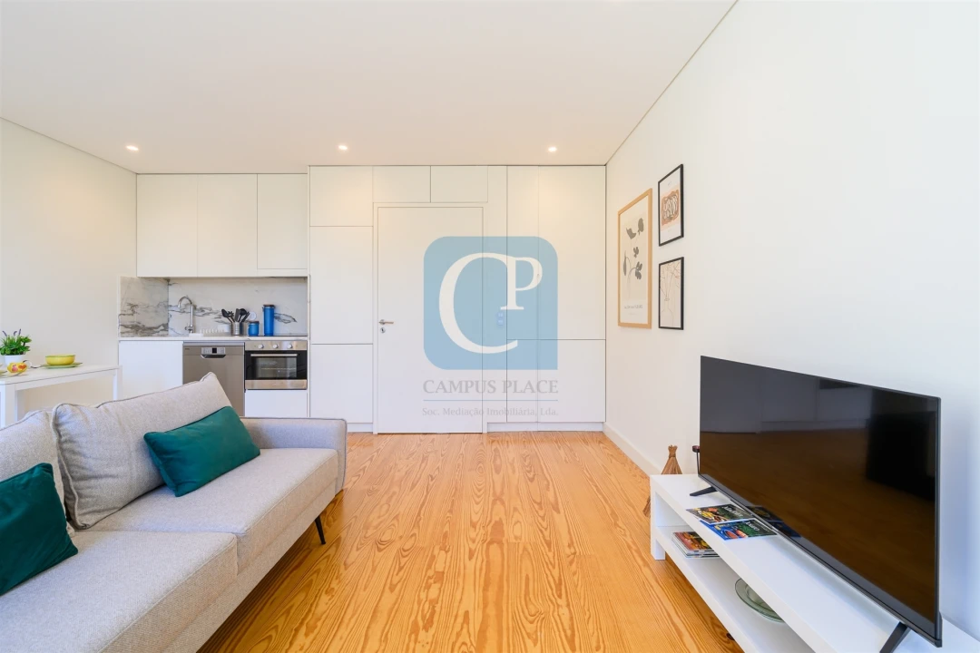 Apartamento T1 para Arrendamento em Cedofeita, Santo Ildefonso, Sé, Miragaia, São Nicolau e Vitória Foto 3