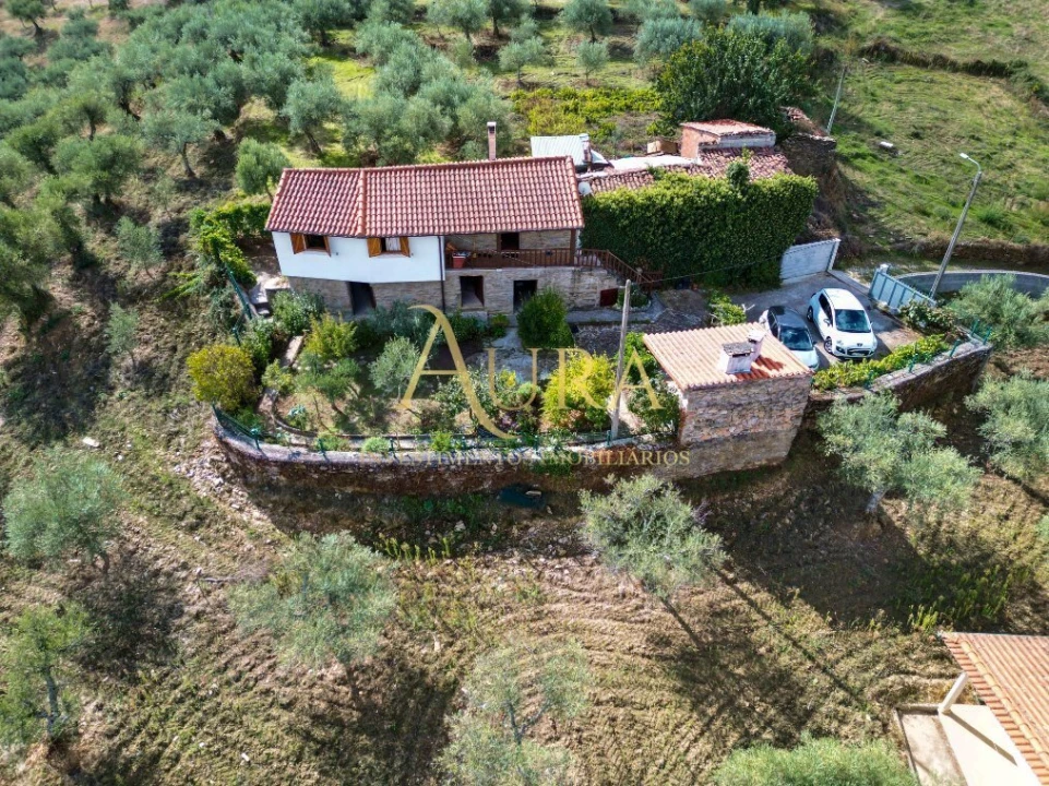 Moradia T3 para Venda em Valpaços e Sanfins Foto 2