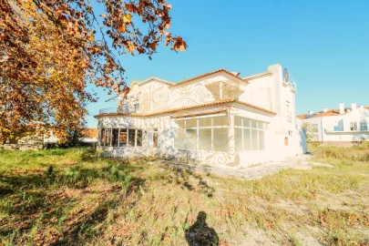 Moradia T9 para Venda em Sesimbra (Castelo)