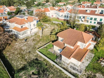 Moradia T9 para Venda em Sesimbra (Castelo)