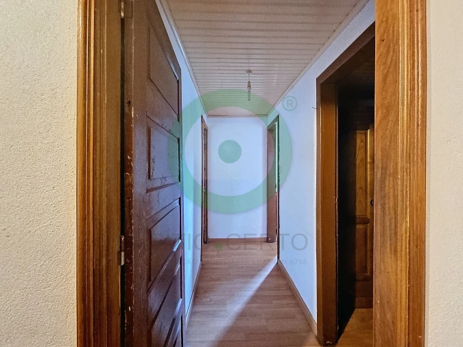 Moradia T4 para Venda em Jou Foto 4