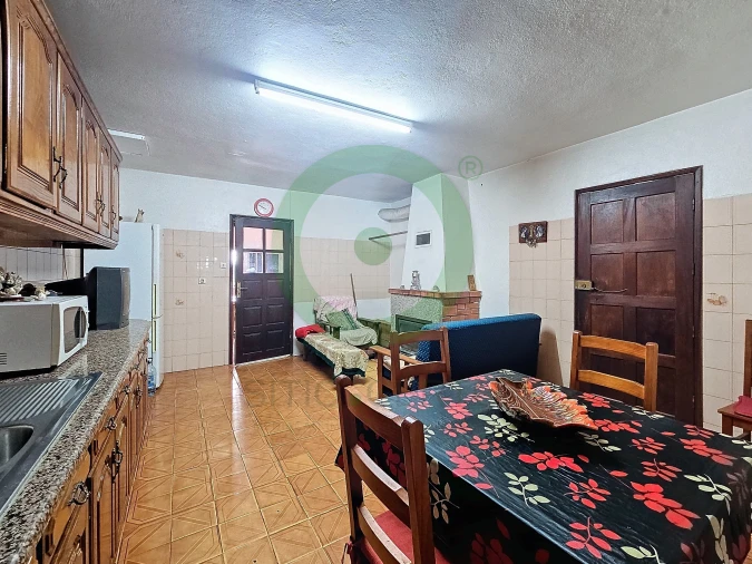 Moradia T4 para Venda em Jou Foto 7