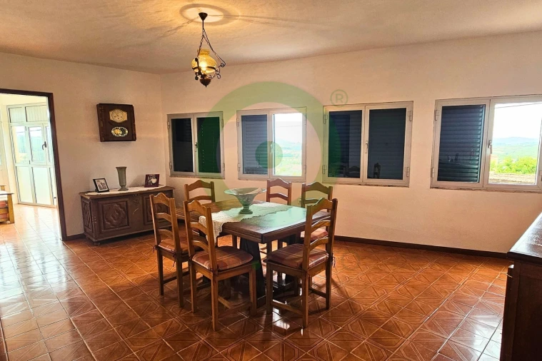 Moradia T4 para Venda em Jou Foto 12