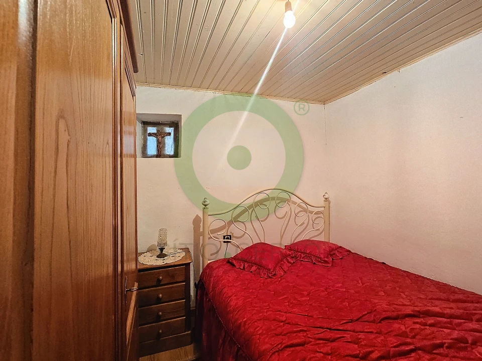 Moradia T4 para Venda em Jou Foto 17