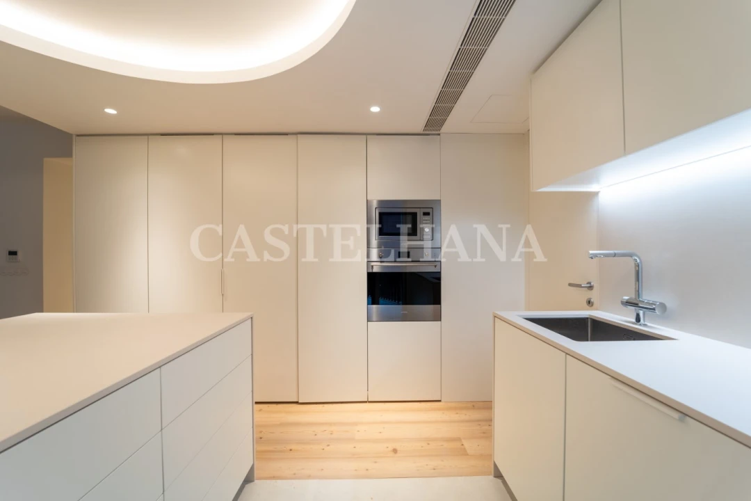 Apartamento T4 para Venda em Cedofeita, Santo Ildefonso, Sé, Miragaia, São Nicolau e Vitória Foto 18