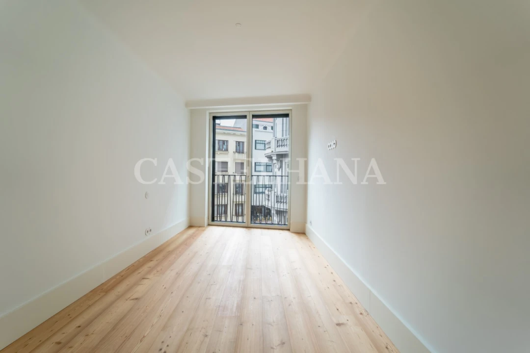 Apartamento T4 para Venda em Cedofeita, Santo Ildefonso, Sé, Miragaia, São Nicolau e Vitória Foto 42