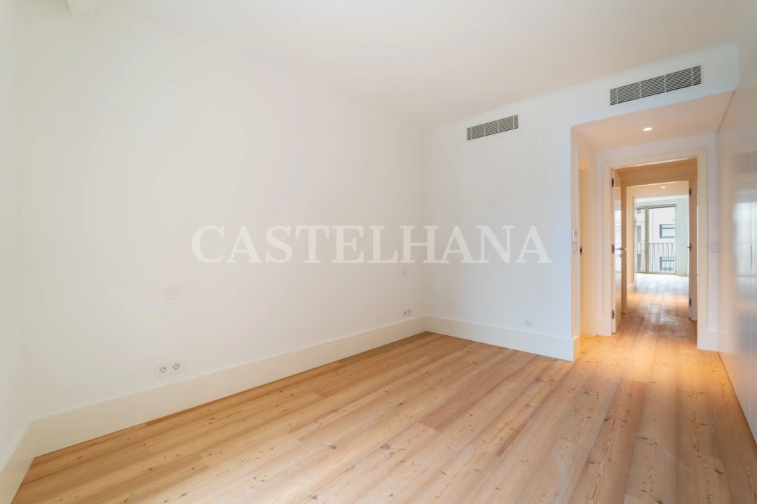Apartamento T4 para Venda em Cedofeita, Santo Ildefonso, Sé, Miragaia, São Nicolau e Vitória Foto 46