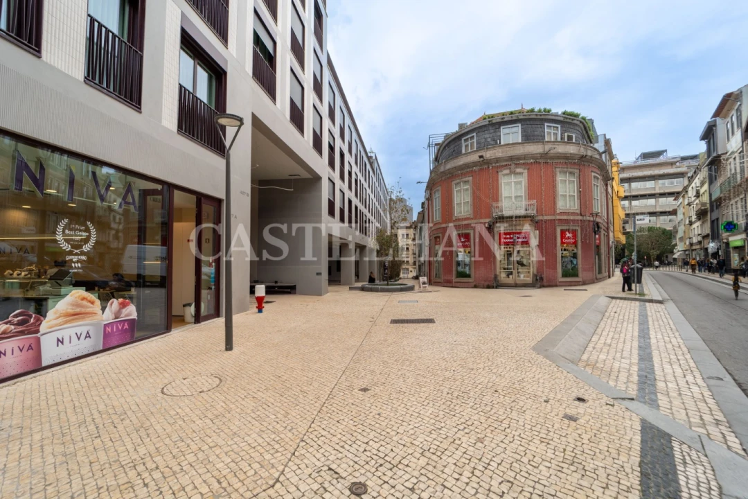Apartamento T4 para Venda em Cedofeita, Santo Ildefonso, Sé, Miragaia, São Nicolau e Vitória Foto 57