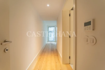 Apartamento T4 para Venda em Cedofeita, Santo Ildefonso, Sé, Miragaia, São Nicolau e Vitória