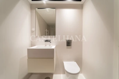 Apartamento T4 para Venda em Cedofeita, Santo Ildefonso, Sé, Miragaia, São Nicolau e Vitória