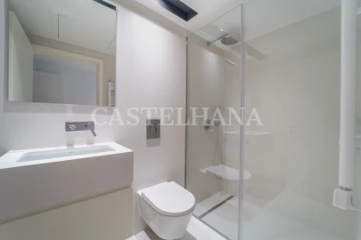 Apartamento T4 para Venda em Cedofeita, Santo Ildefonso, Sé, Miragaia, São Nicolau e Vitória