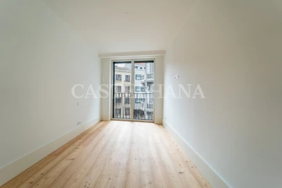 Apartamento T4 para Venda em Cedofeita, Santo Ildefonso, Sé, Miragaia, São Nicolau e Vitória