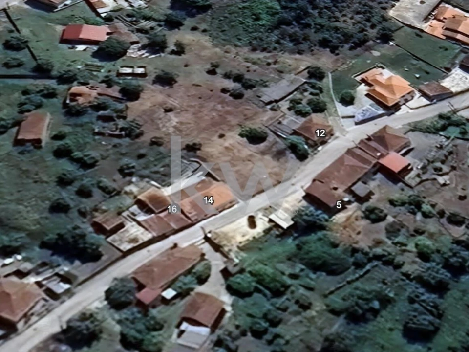 Moradia T2 para Venda em Santiago e São Simão de Litém e Albergaria dos Doze Foto 17