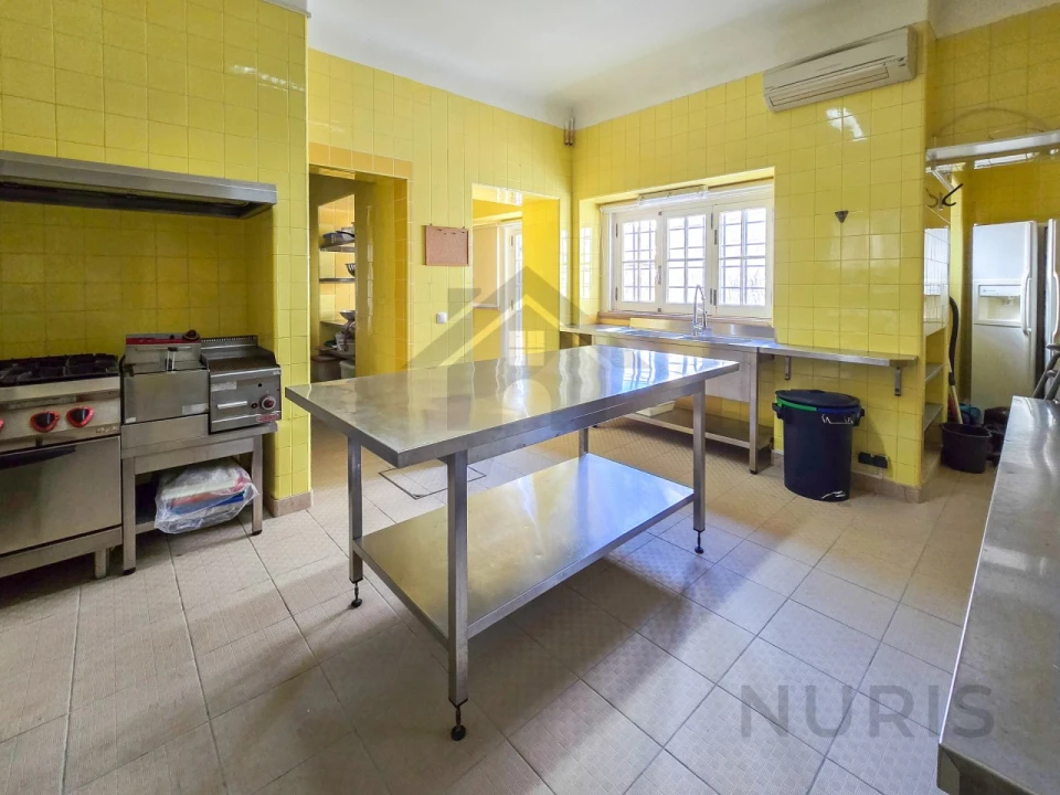 Moradia T11 para Venda em Portimão Foto 20