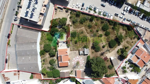 Terreno para Venda em Portimão