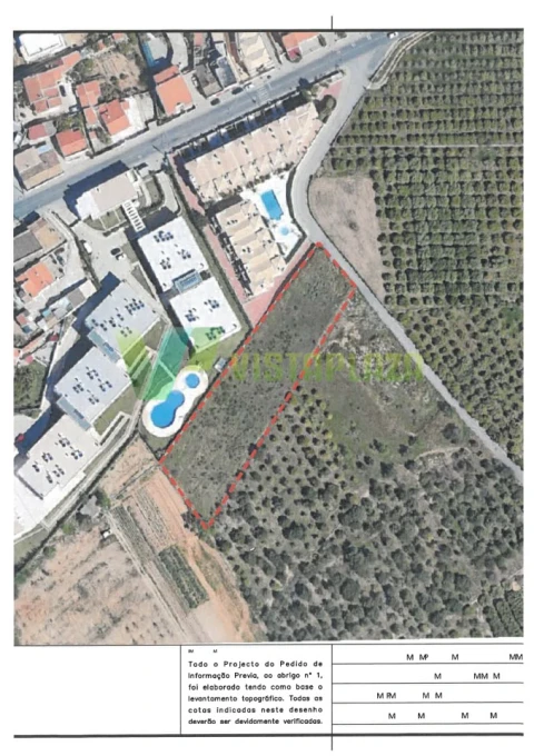 Terreno para Venda em Albufeira e Olhos de Água
