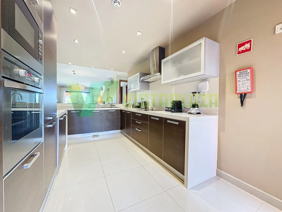 Apartamento T2 para Venda em Alcantarilha e Pêra Foto 4