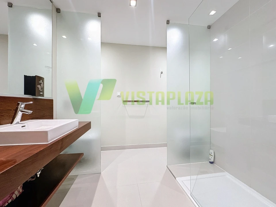 Apartamento T2 para Venda em Alcantarilha e Pêra Foto 10