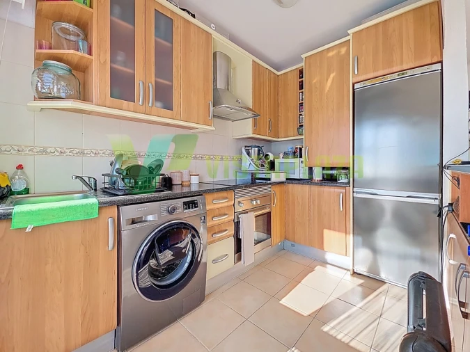 Apartamento T2 para Venda em Portimão Foto 9