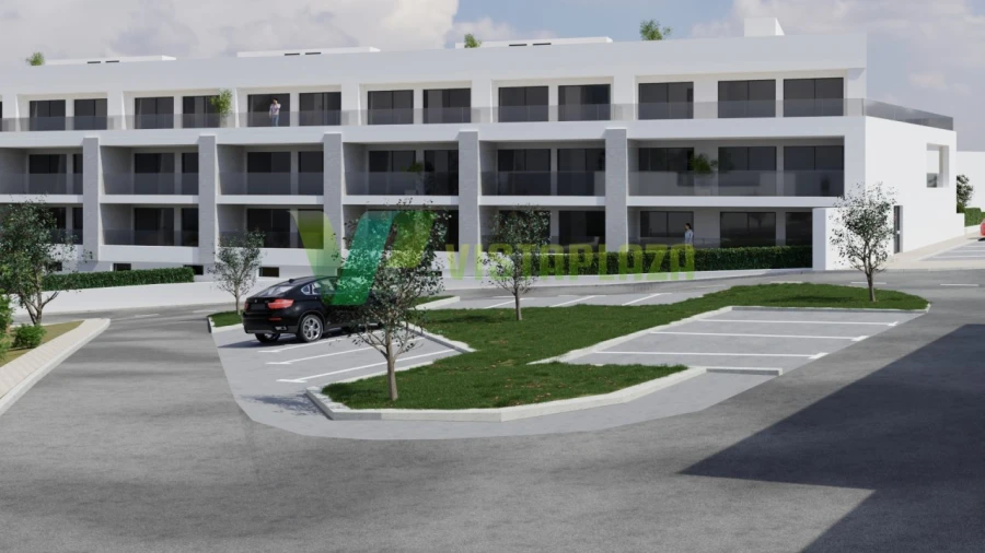 Garagem para Venda em Alvor Foto 2