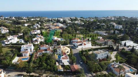 Moradia T4 para Venda em Lagoa e Carvoeiro