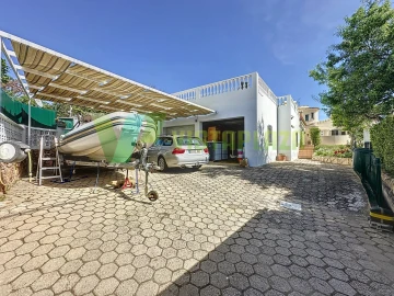 Moradia T4 para Venda em Lagoa e Carvoeiro