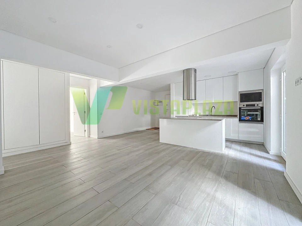 Apartamento T3 para Venda em Portimão Foto 2