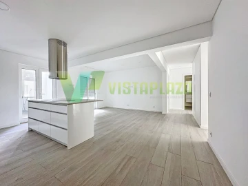 Apartamento T3 para Venda em Portimão