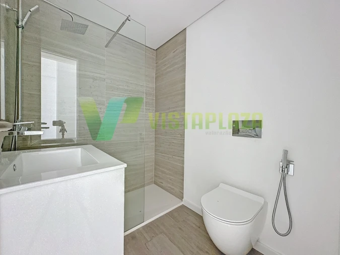 Apartamento T3 para Venda em Portimão Foto 9