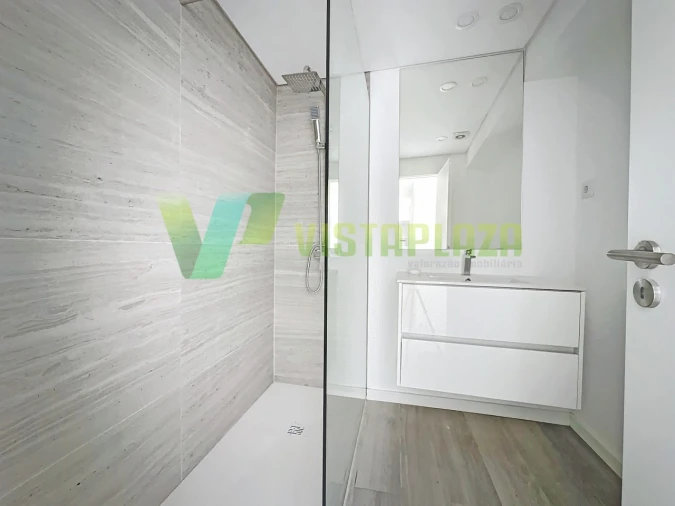 Apartamento T3 para Venda em Portimão Foto 15