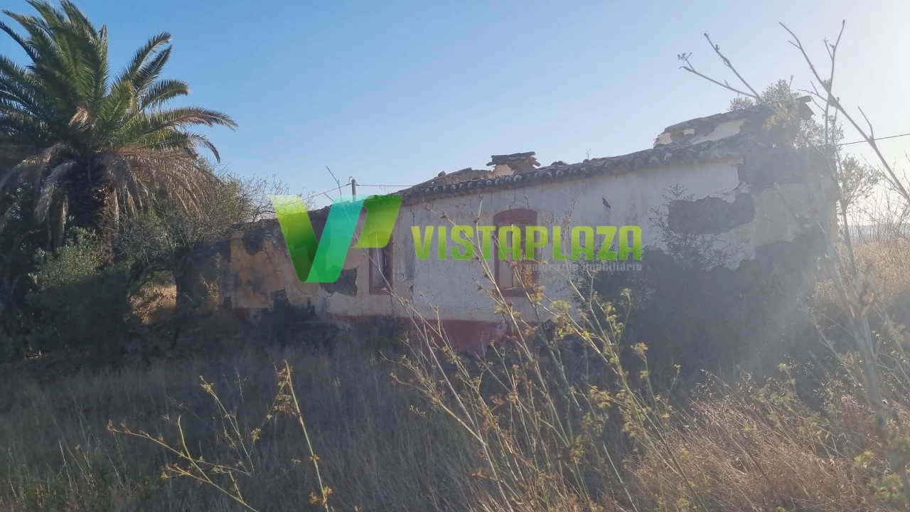 Terreno Misto para Venda em São Bartolomeu de Messines Foto 1